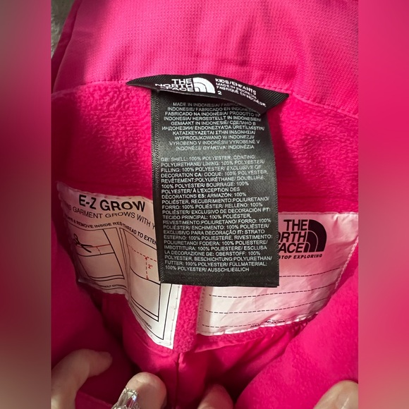 New The North Face Kids' Freedom Insulated Bib in MR Pink Size 2 - Picture 5 of 9
